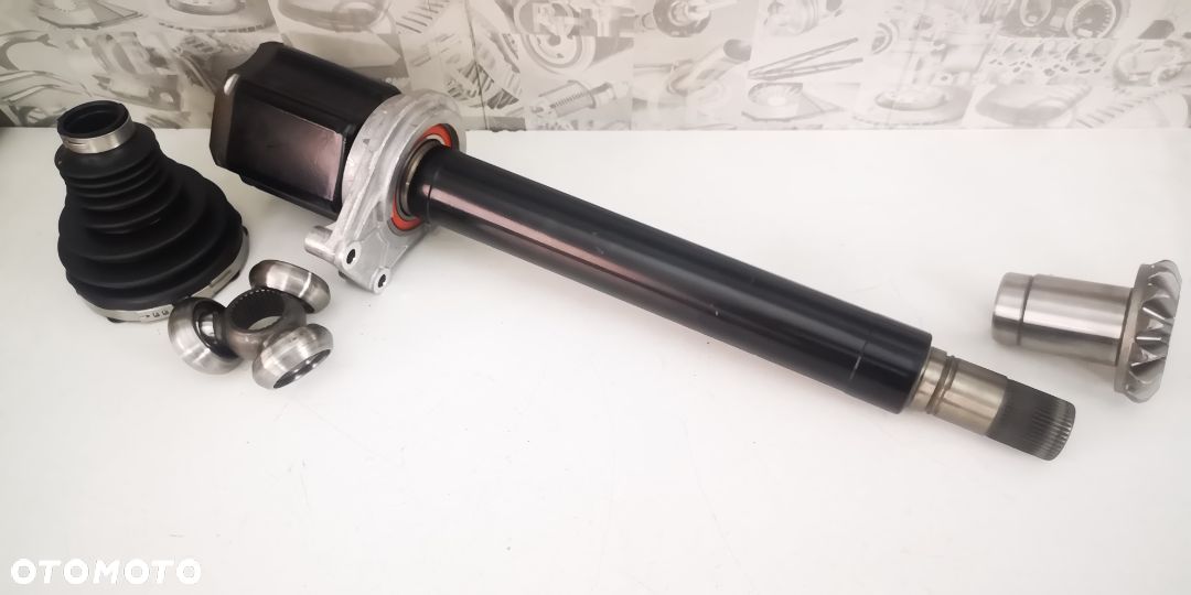 PÓŁOŚ WEWNĘTRZNA PRAWA PRZEGUB CRAFTER MAN 2.0 TDI - 1
