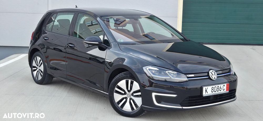 Volkswagen e-Golf - 30