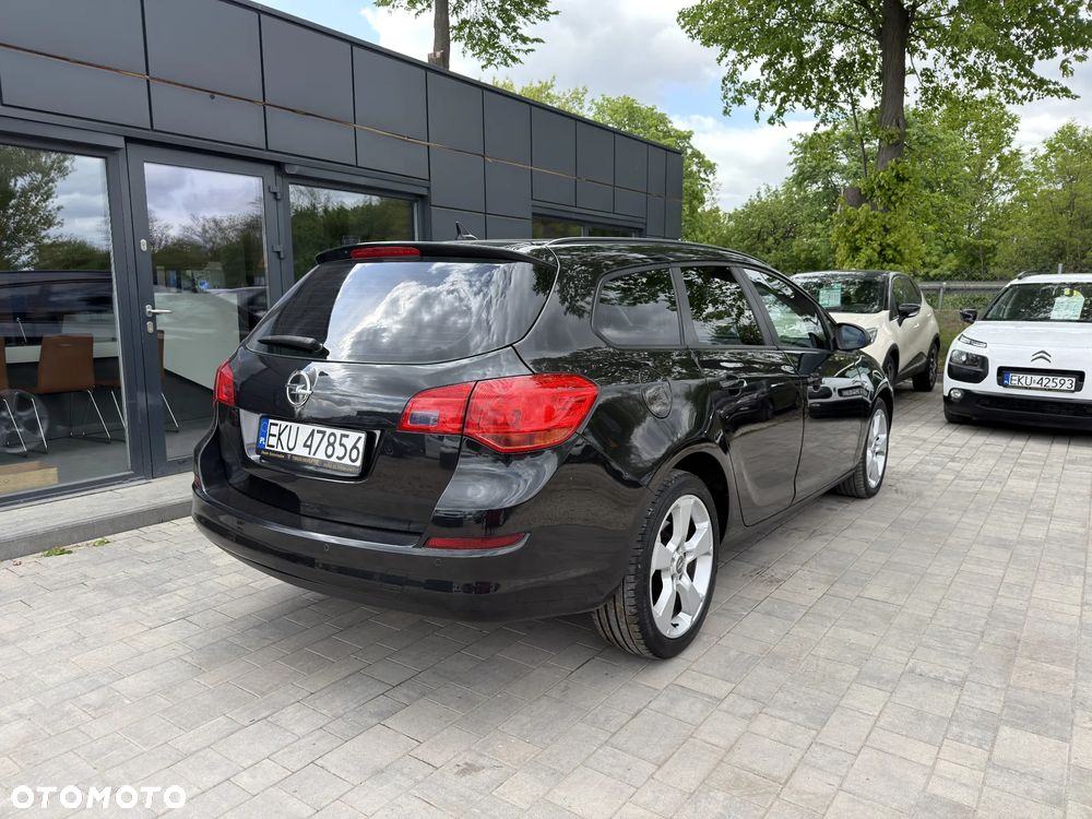 Opel Astra 1.7 CDTI Cosmo - 6