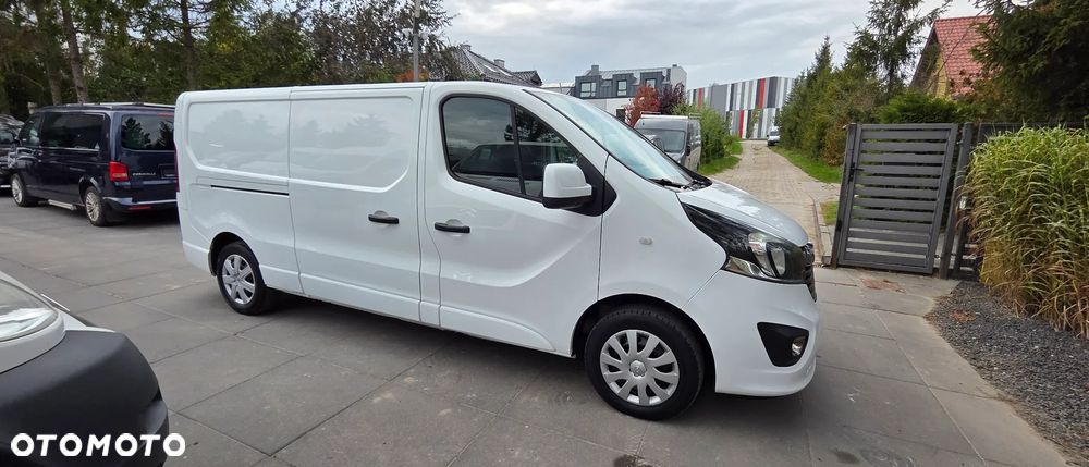 Opel VIVARO LONG BARDZO BOGATA WERSJA - 8