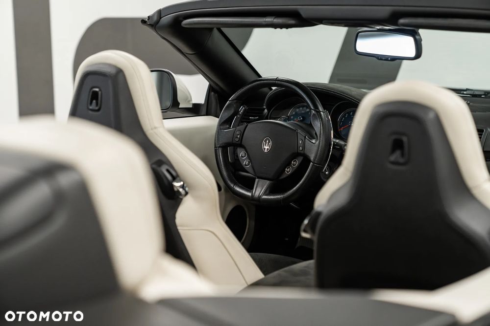 Maserati GranTurismo S - 33