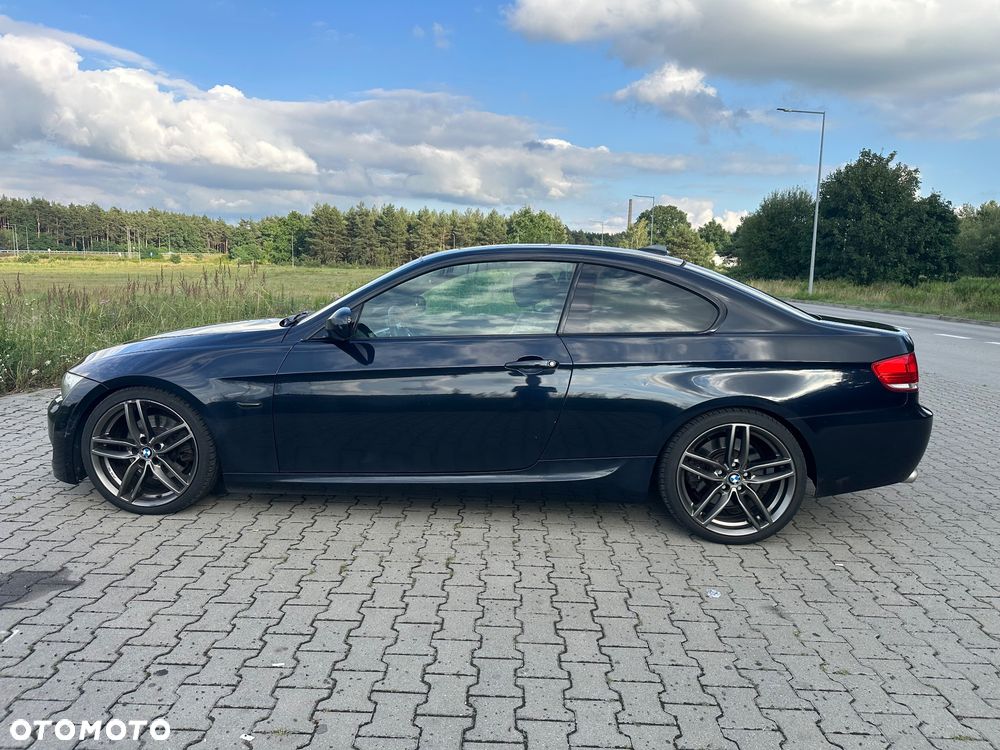 BMW Seria 3 330d xDrive M Sport Edition - 2