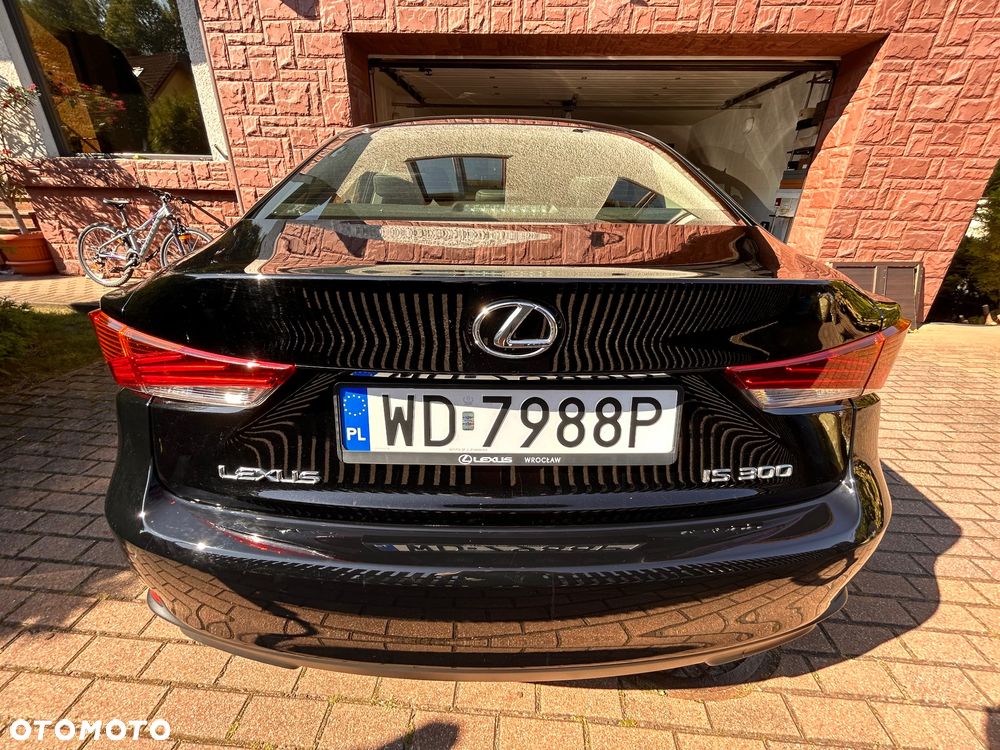 Lexus IS 200t / 300 Elegance - 4