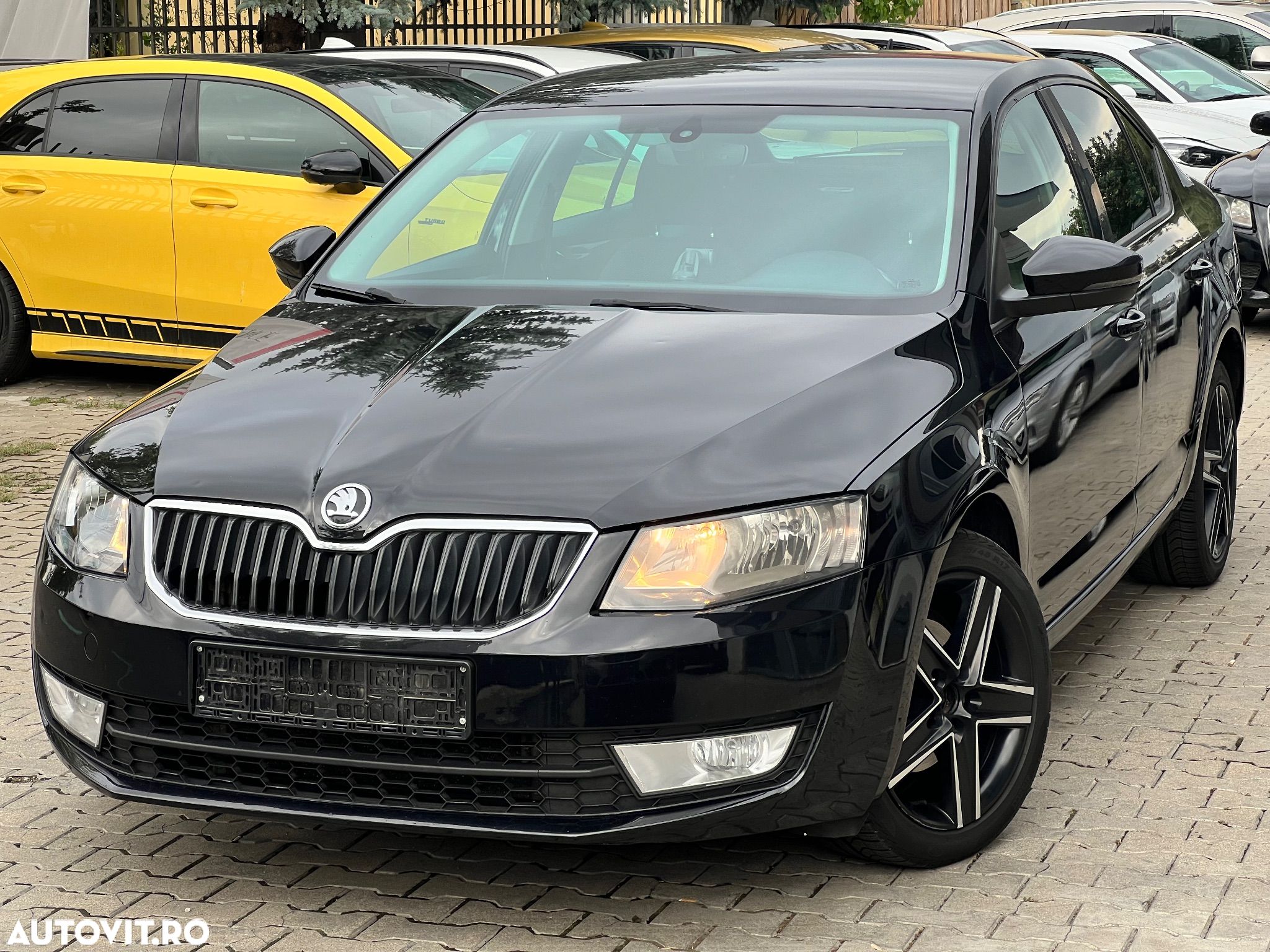 Skoda Octavia 2.0 TDI (Green tec) DSG Ambition - 1