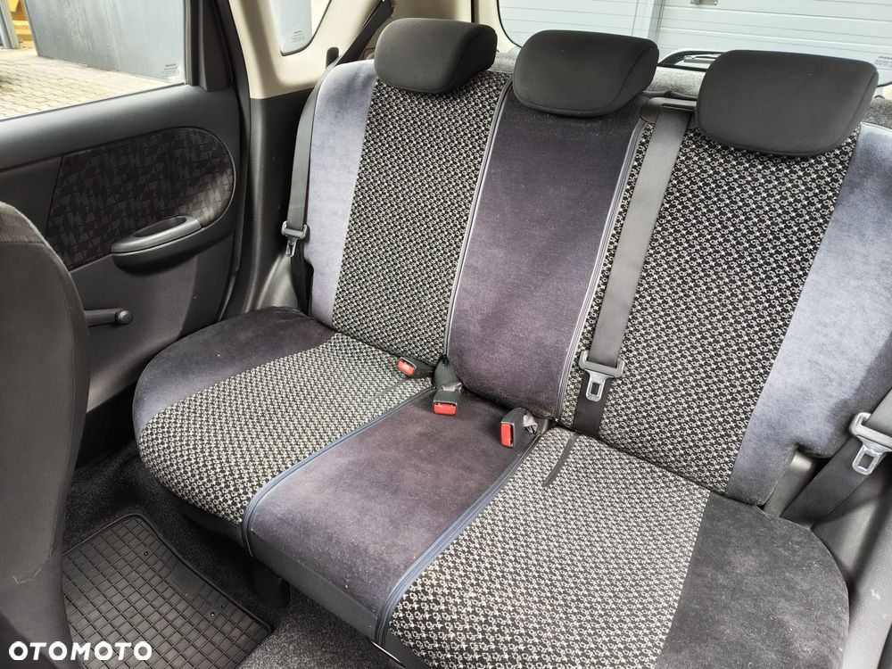Nissan Note - 27