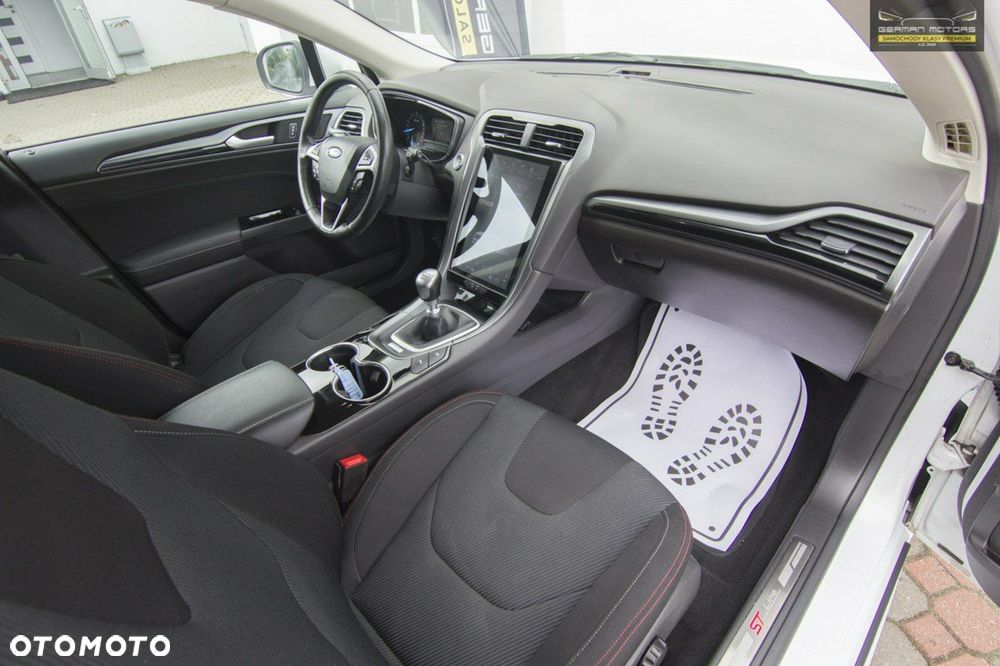 Ford Mondeo 1.5 EcoBoost ST-Line X - 31