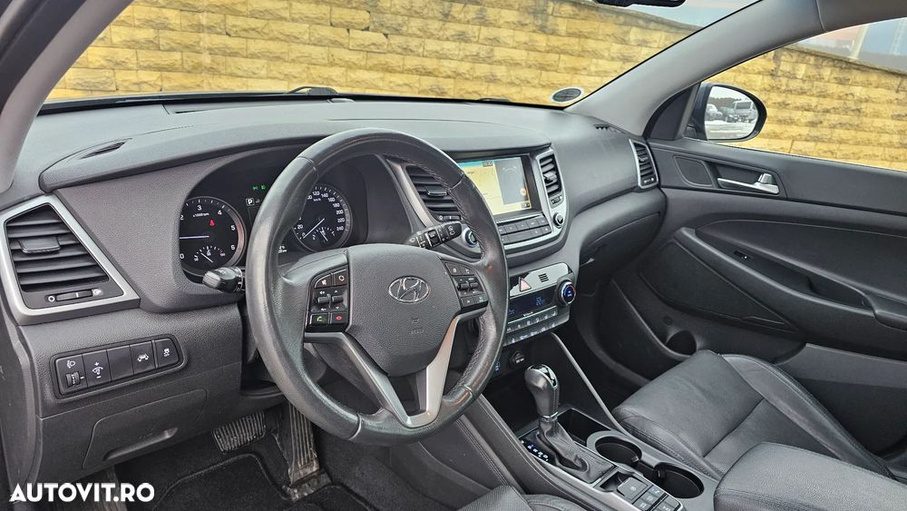 Hyundai Tucson 2.0 CRDI 4WD Automatik Passion Plus - 25