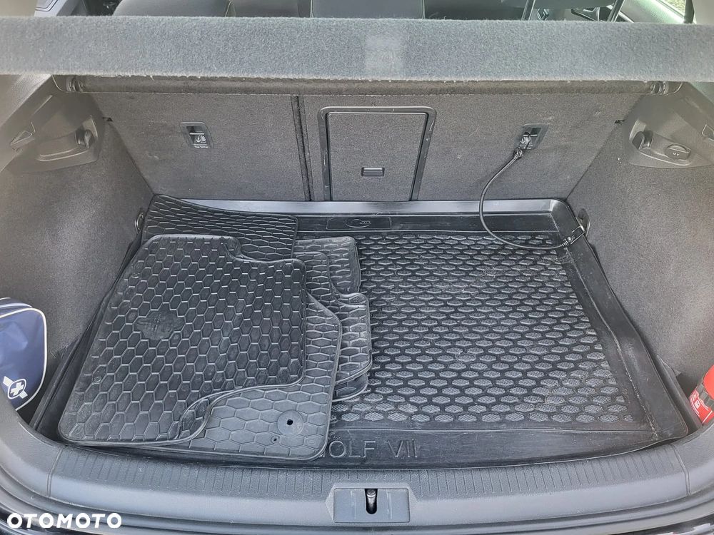 Volkswagen Golf 1.4 TSI BMT Highline DSG - 24