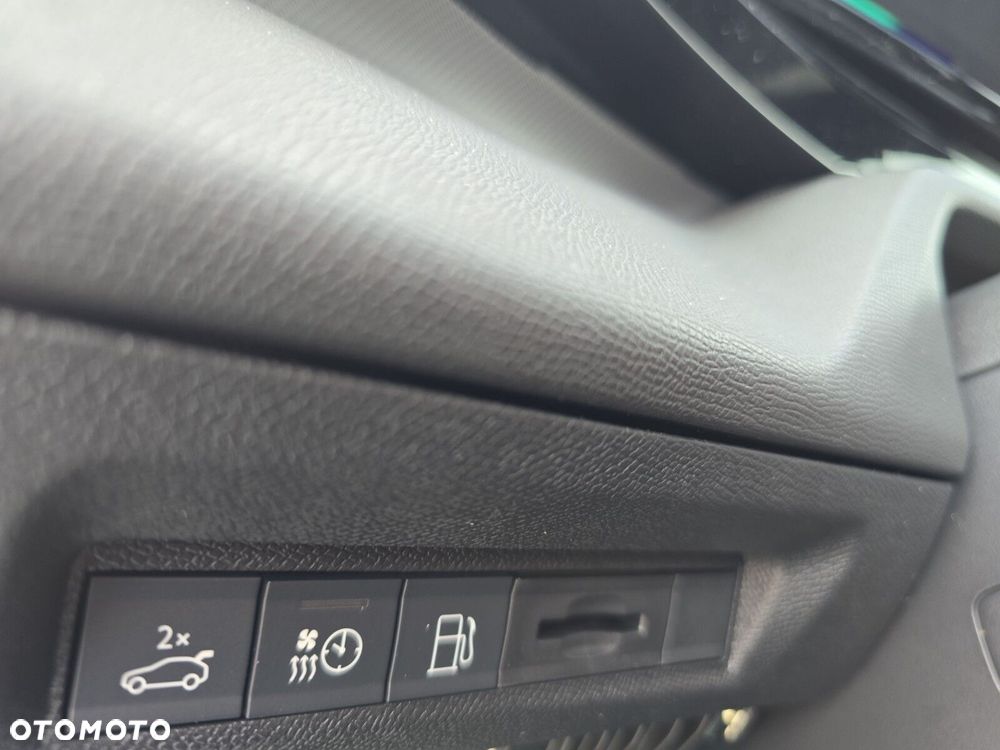 Peugeot 308 1.6 Hybrid PHEV GT E-DCS7 - 26