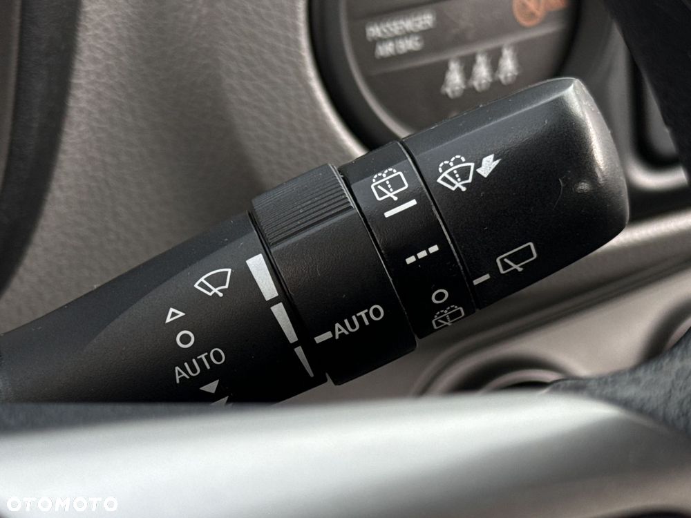 Toyota Yaris - 21
