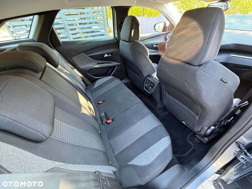 Peugeot 3008 1.2 PureTech Active Pack S&S - 26