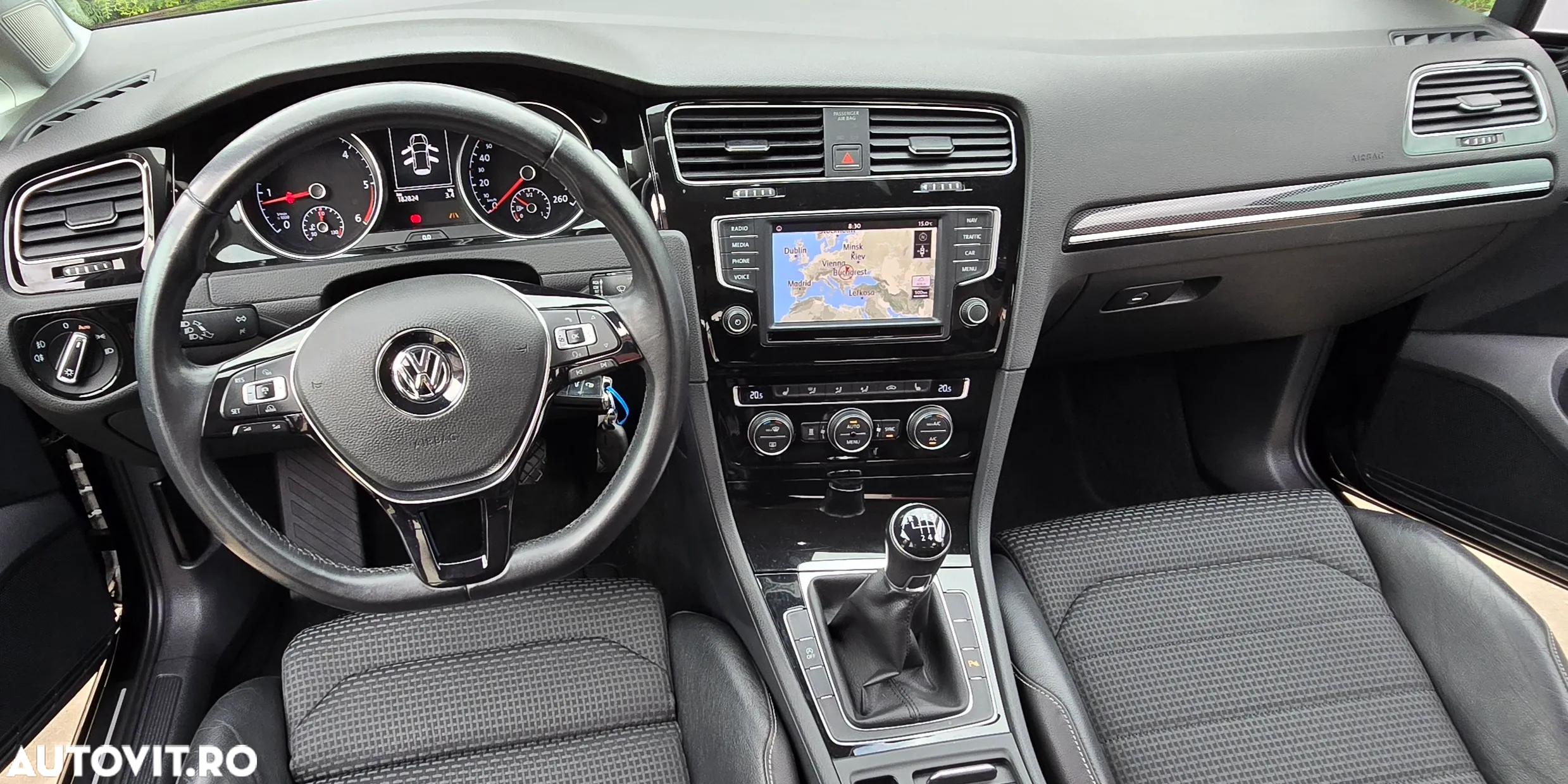 Volkswagen Golf 2.0 TDI BMT Highline - 31