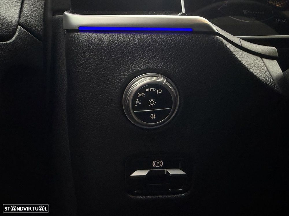 Mercedes-Benz GLC 300 e 4Matic - 32