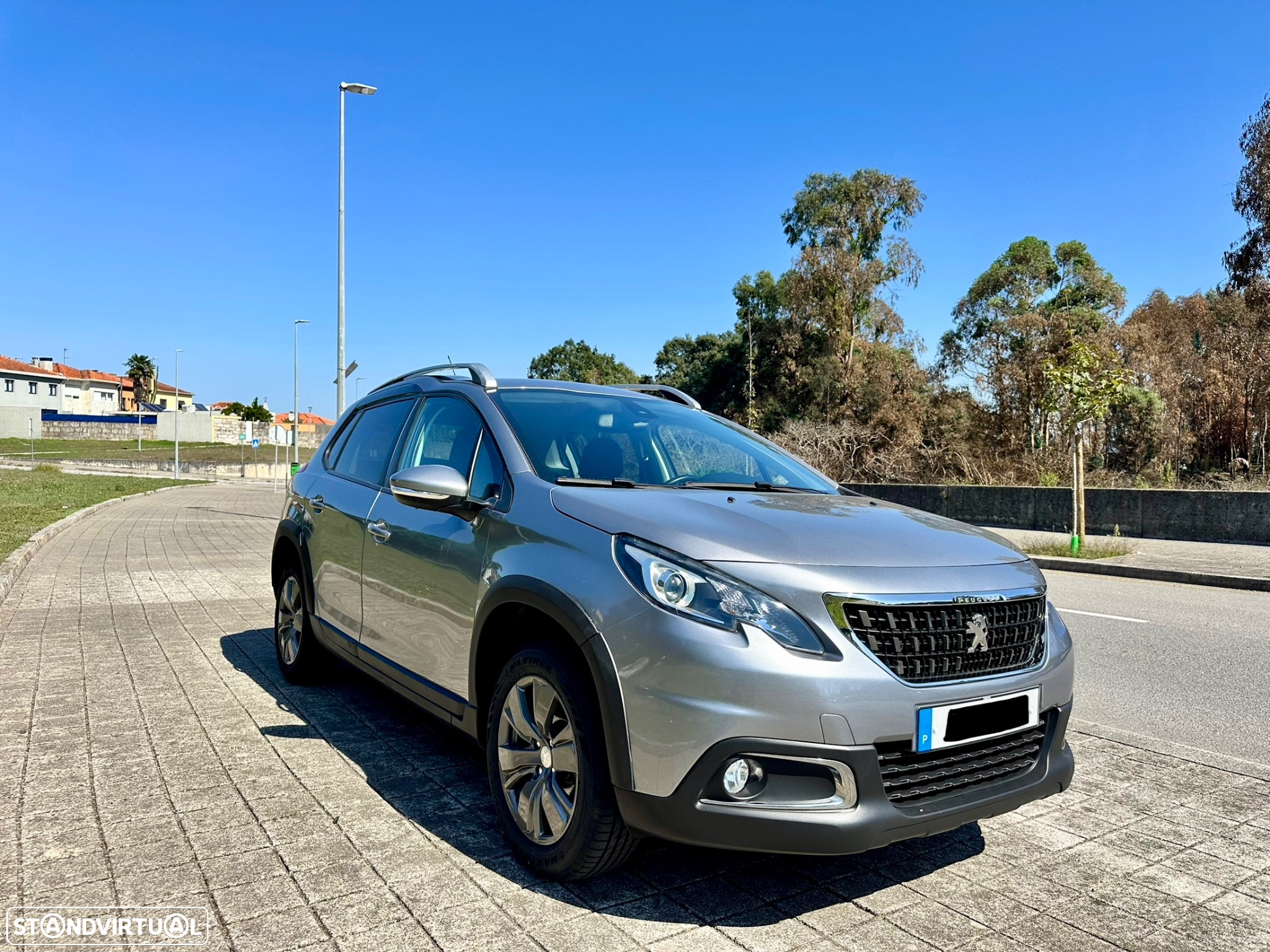 Peugeot 2008 1.2 PureTech Style - 10
