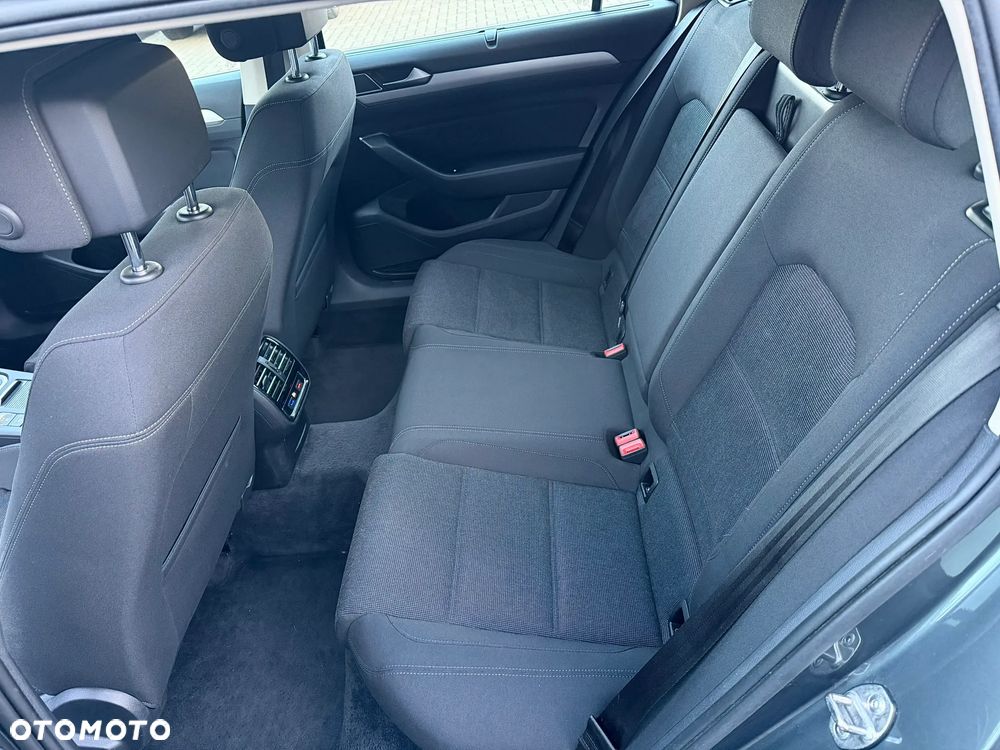 Volkswagen Passat 2.0 TDI BMT Comfortline - 20