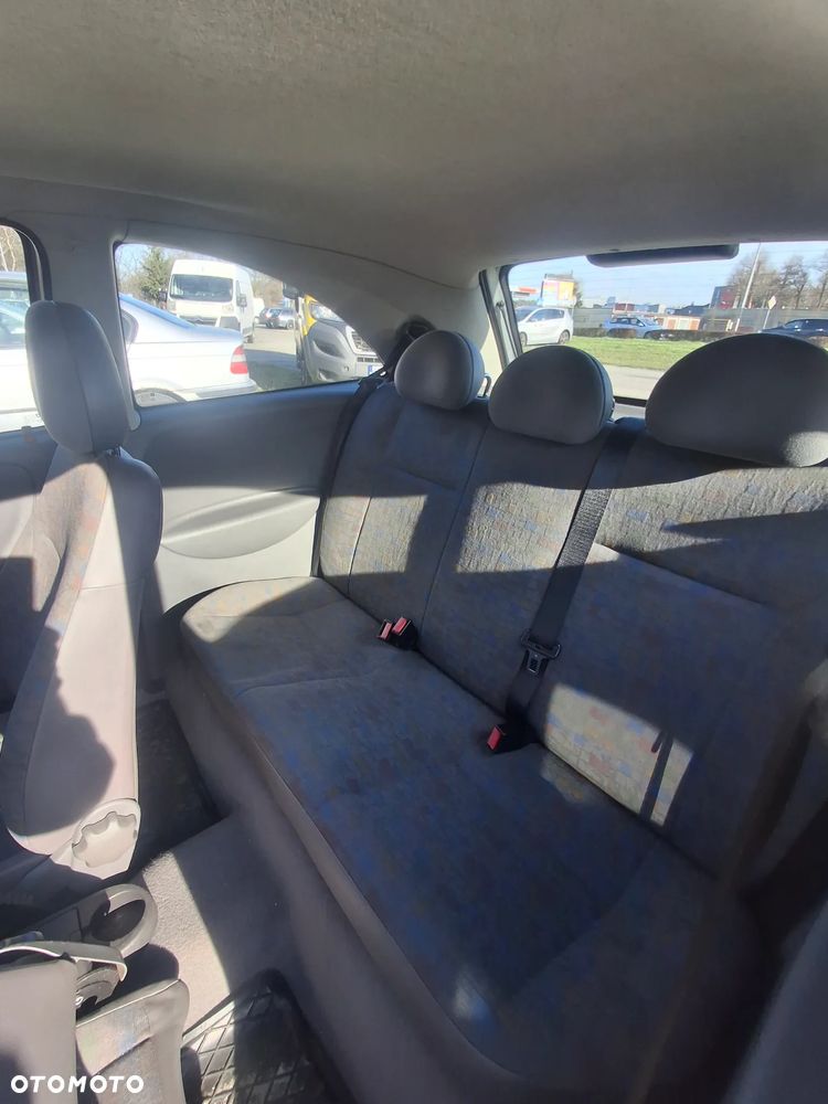 Opel Corsa 1.2 16V - 7