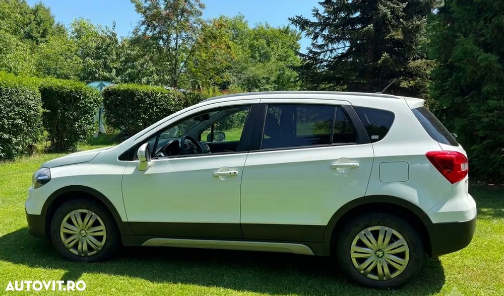 SUZUKI Sx4