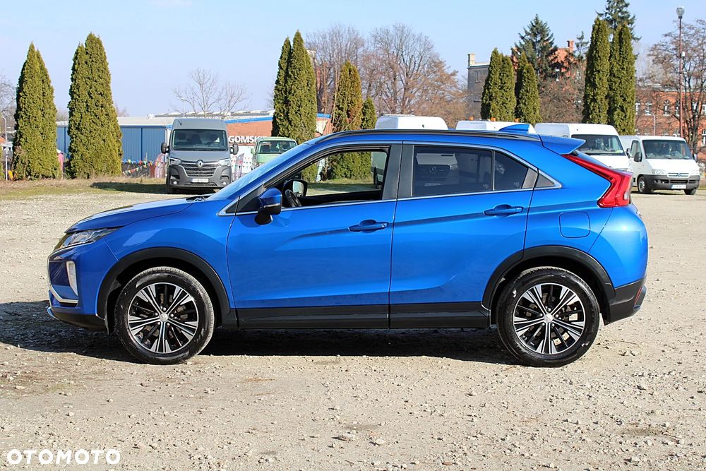 Mitsubishi Eclipse Cross - 11