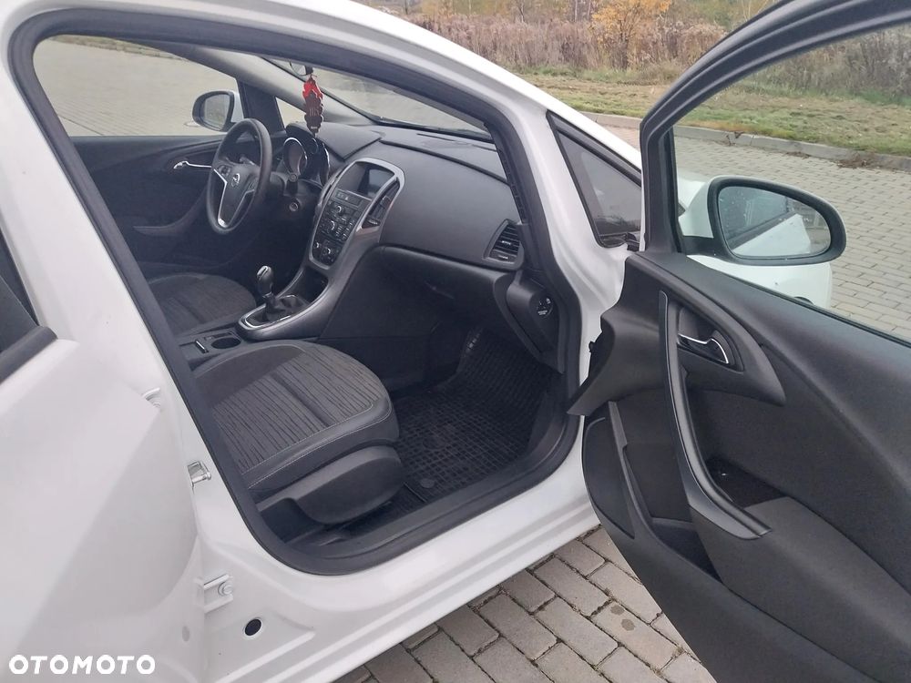 Opel Astra - 17