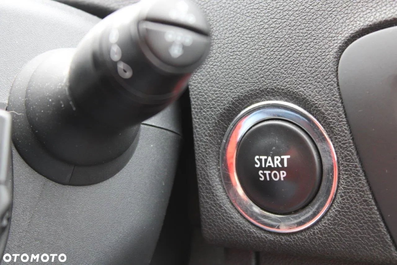 Renault Scenic 1.6 16V 110 Paris - 28