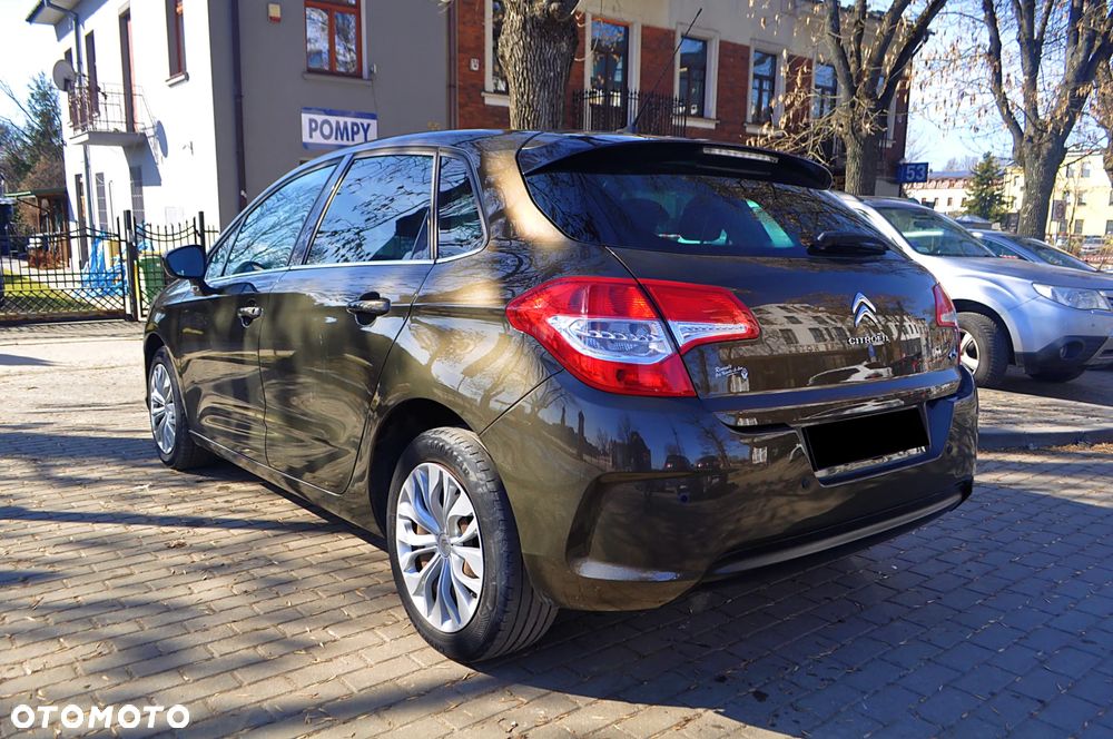Citroën C4 VTi 120 Attraction - 5