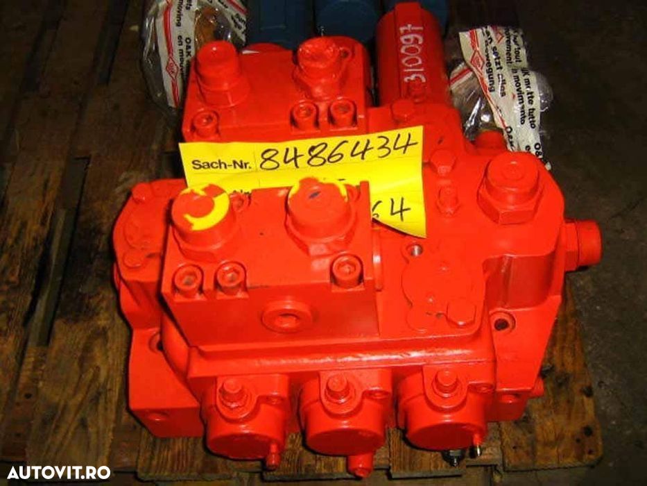 Distribuitor incarcator frontal o&k ult-014287 - 1