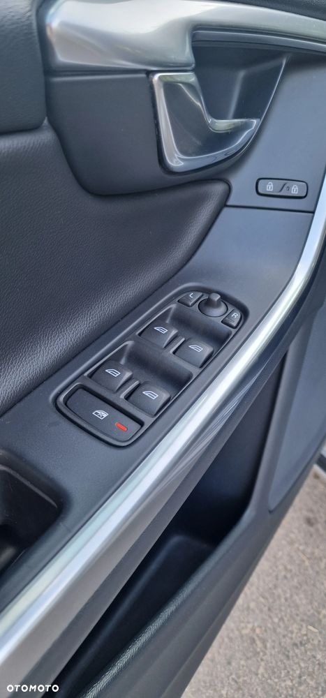 Volvo V60 D2 Drive-E Dynamic Edition (Kinetic) - 15