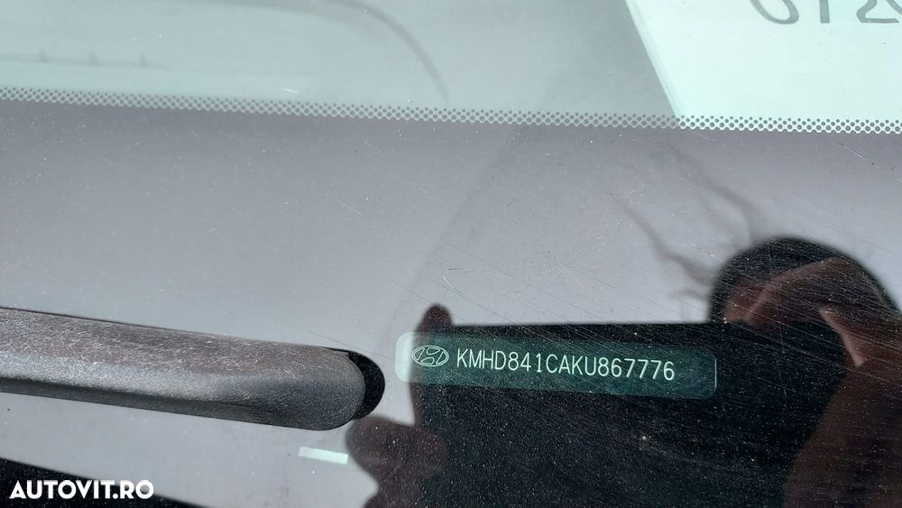 Hyundai Elantra - 7