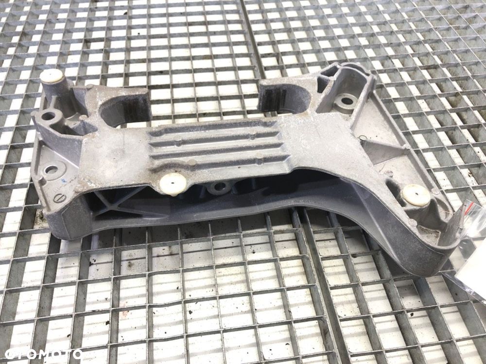 ŁAPA SKRZYNI BIEGÓW  BMW 5 (G30, F90) 2016 - 2022 530 e Plug-in-Hybrid 135 kW [184 KM] Hybryda - 2