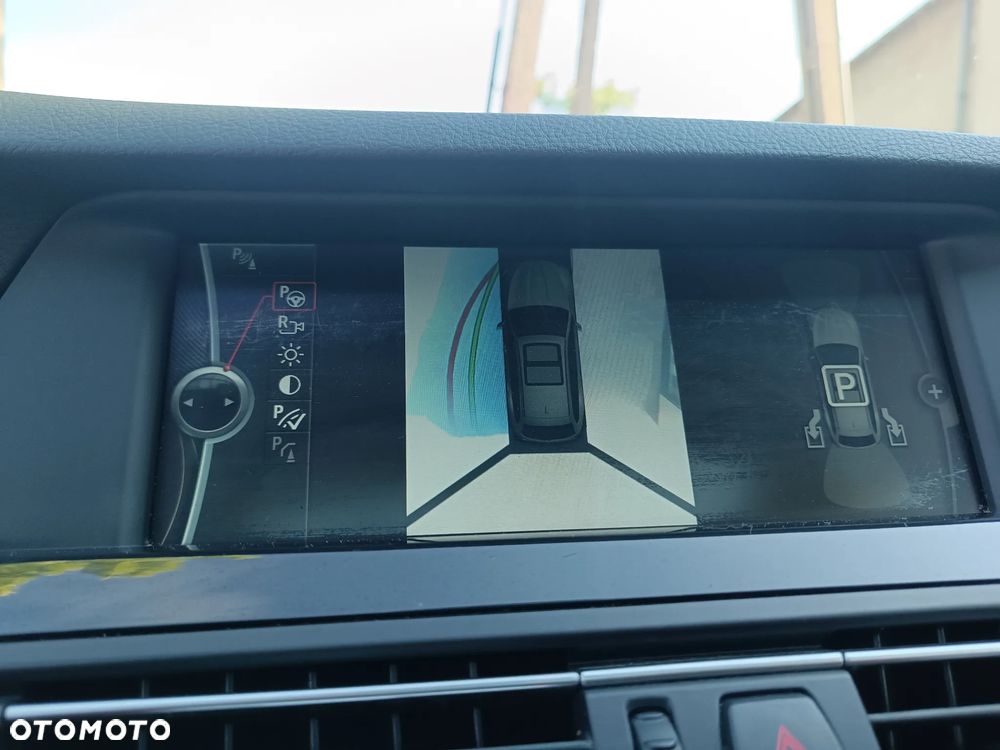 BMW Seria 5 520d Luxury Line - 23