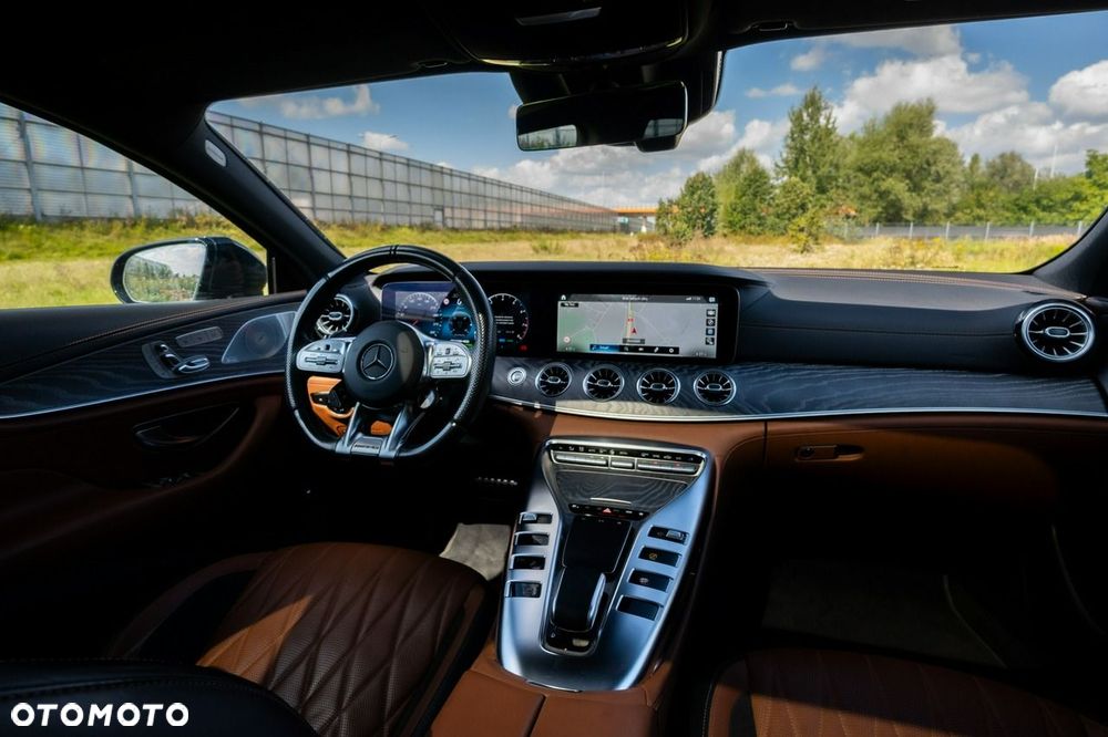 Mercedes-Benz AMG GT 43 4-Matic+ - 22