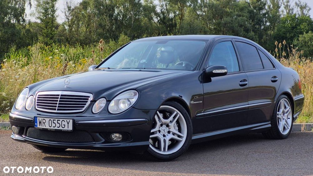 Mercedes-Benz Klasa E 55 AMG - 2