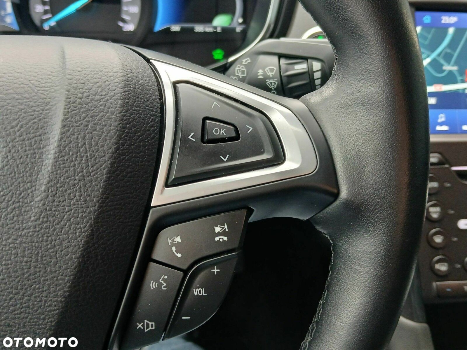 Ford Mondeo 2.0 Hybrid Titanium - 19