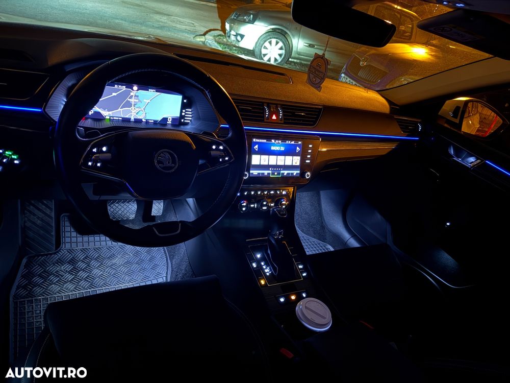 Skoda Superb 2.0 TDI 4X4 DSG Sportline - 15