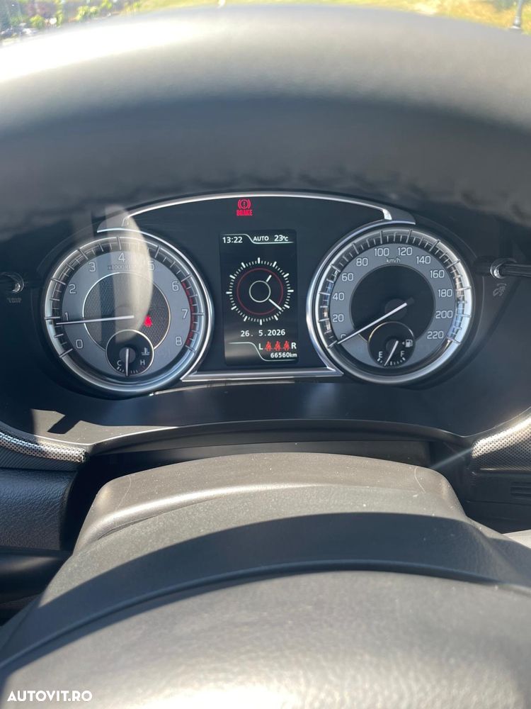 Suzuki Vitara - 10
