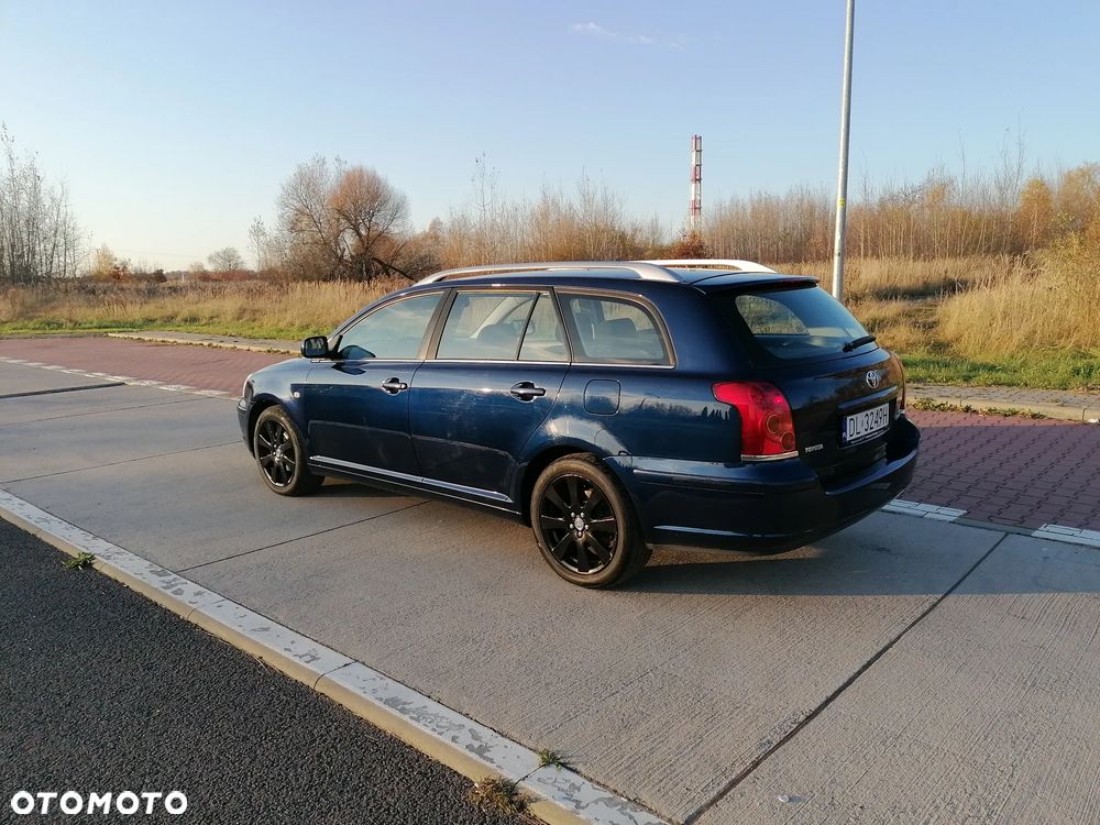 Toyota Avensis 1.8 VVT-i Combi - 3
