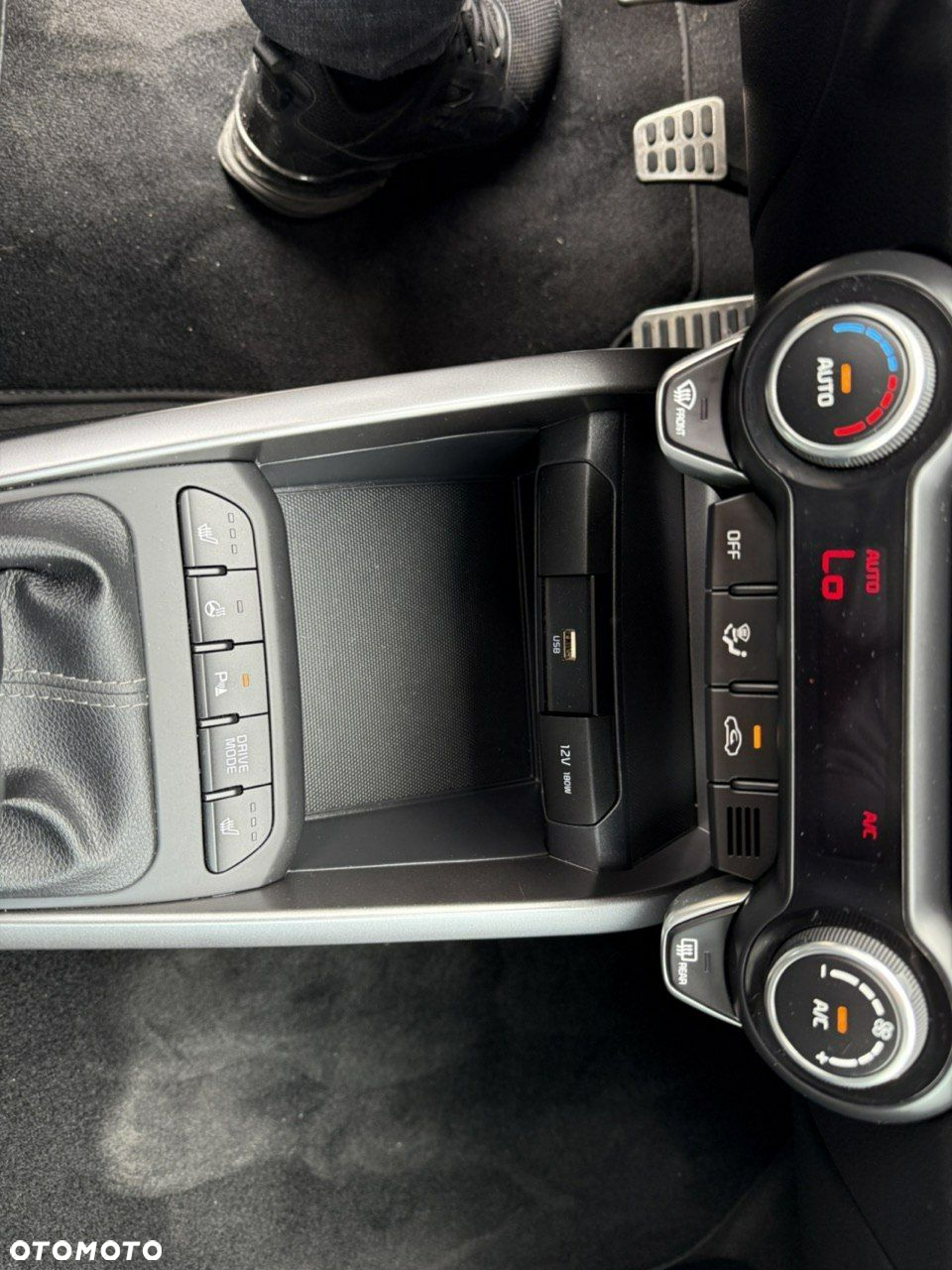 Kia Stonic - 27