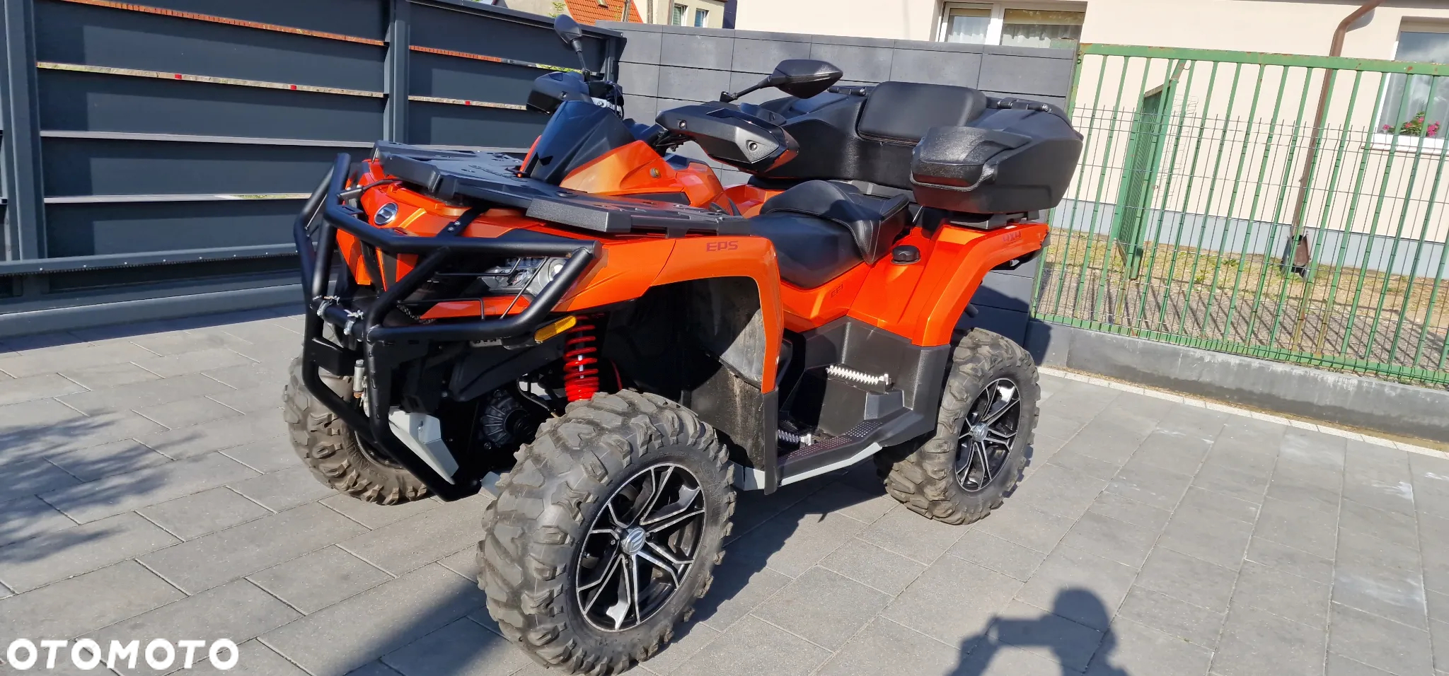 CFMoto CForce - 10