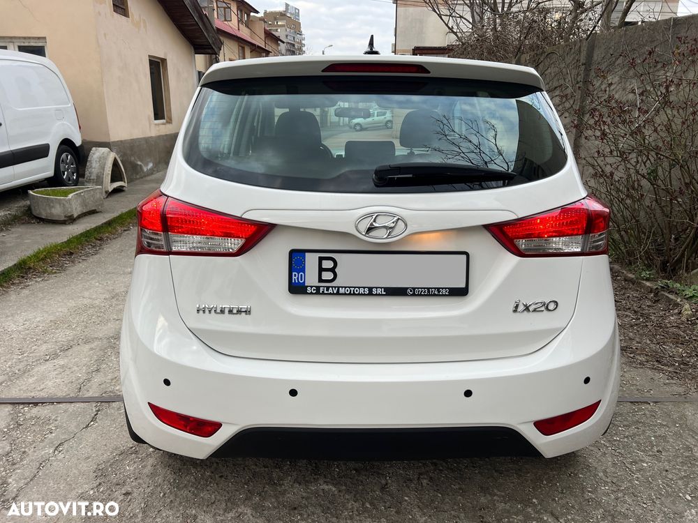 Hyundai ix20 - 15