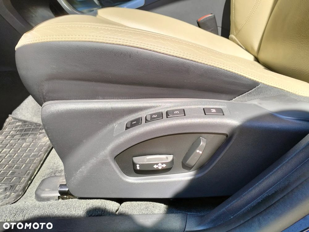 Volvo S60 T6 AWD Geartronic Kinetic - 12