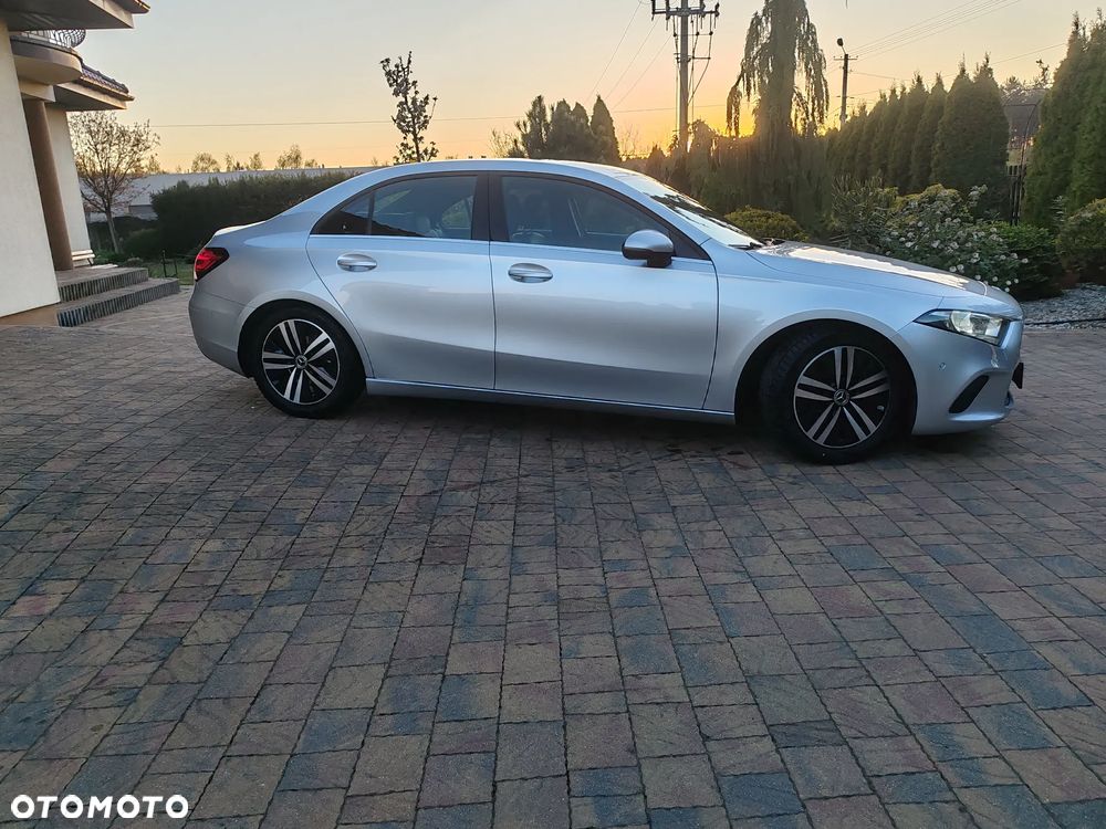 Mercedes-Benz Klasa A 180 d Edition 1 7G-DCT - 10