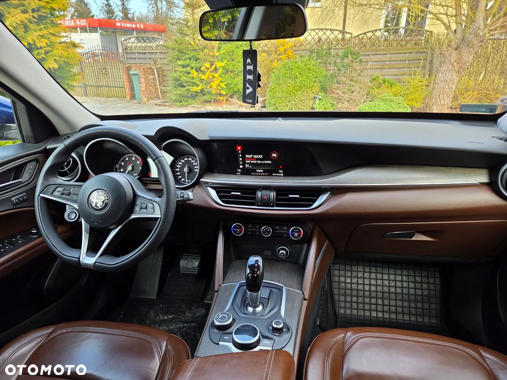 Alfa Romeo Stelvio 2.0 Turbo Q4 - 5