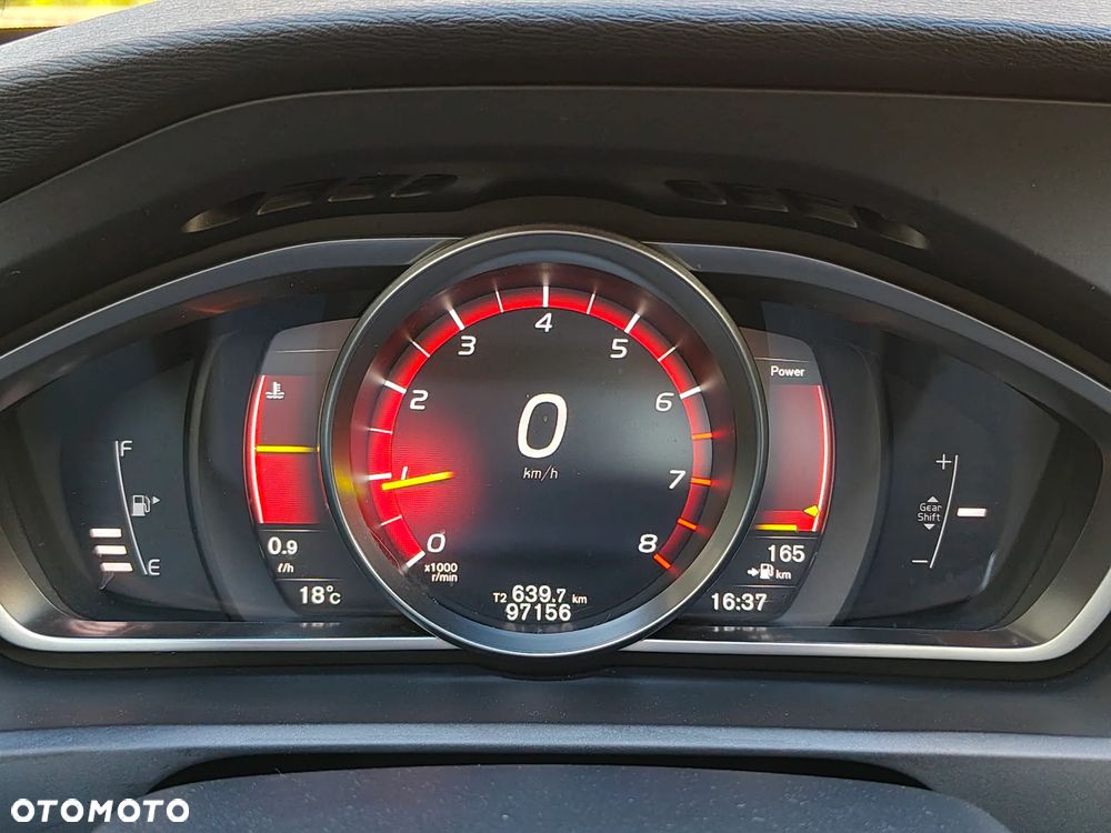 Volvo V40 T2 RDesign - 37