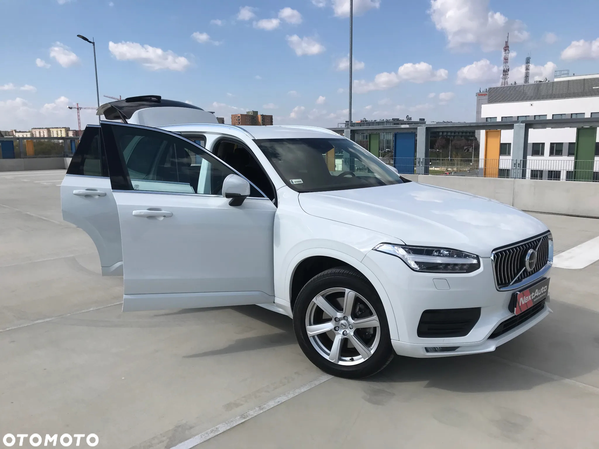 Volvo XC 90 - 8