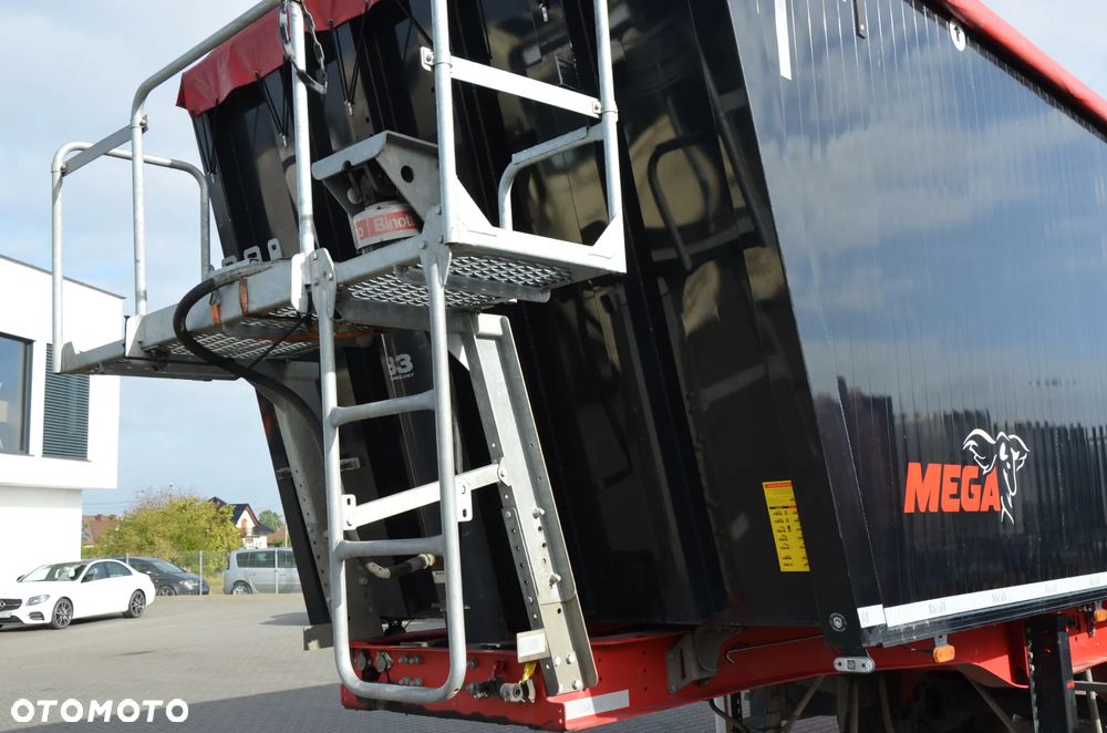Mega LIGHT / BENALU / WYWROTKA ALU 44 m3 / 12.2023r / OŚ POD. / 5880kg / SAF / 0807 - 6
