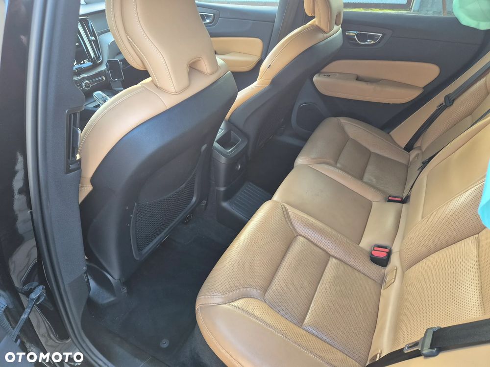Volvo XC 60 - 16
