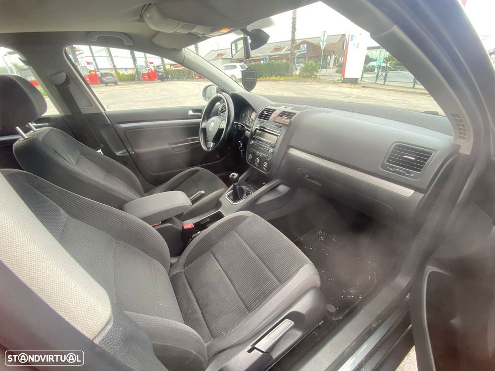 VW Golf Variant - 5