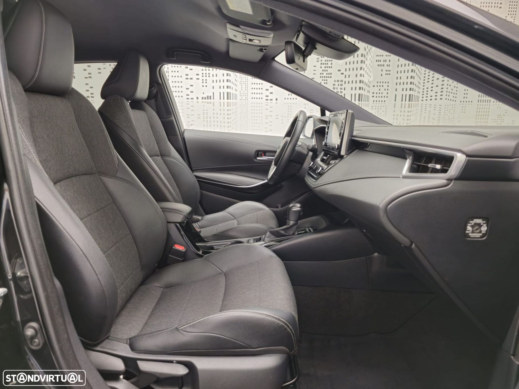 Toyota Corolla 1.8 Hybrid Comfort+P.Sport - 6