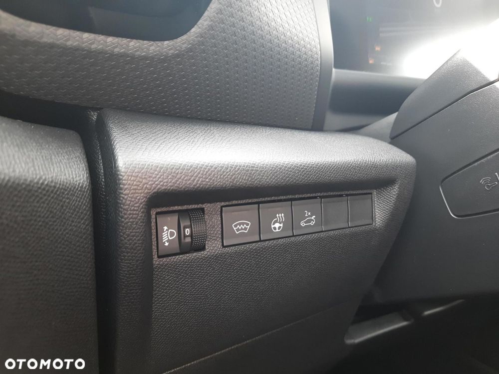 Citroën C4X 1.2 mHEV Max eDCT6 - 22