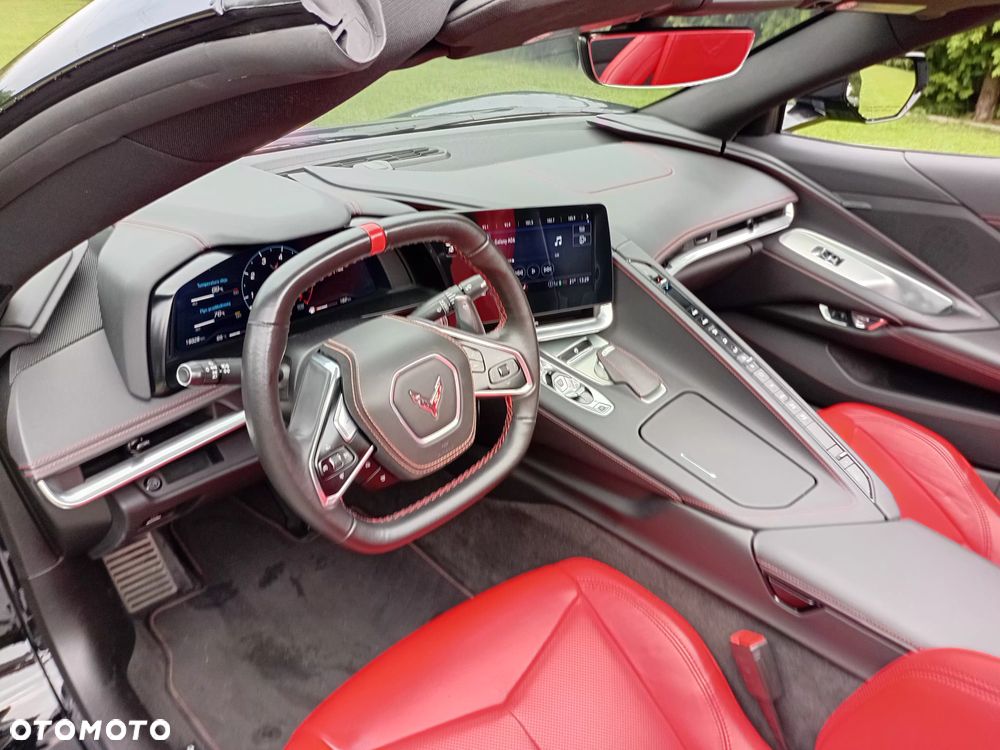 Chevrolet Corvette - 16